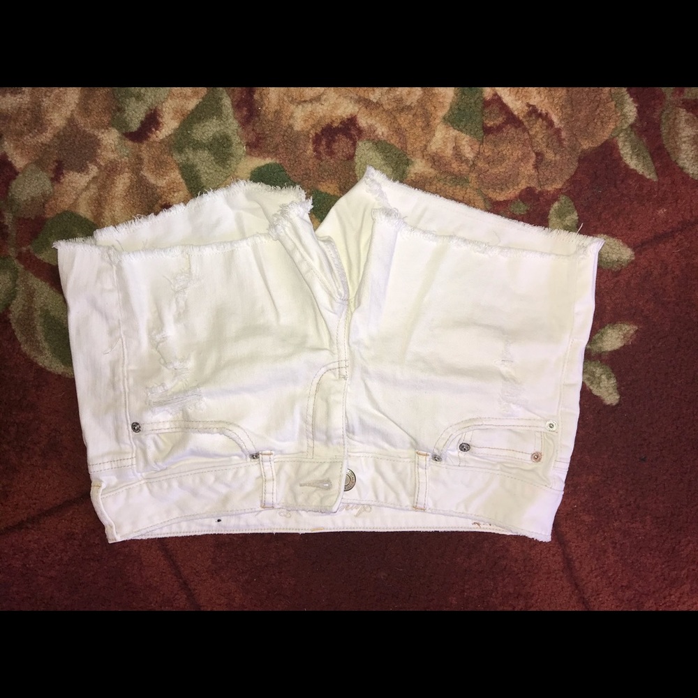 Shorts - Picture 4 of 6